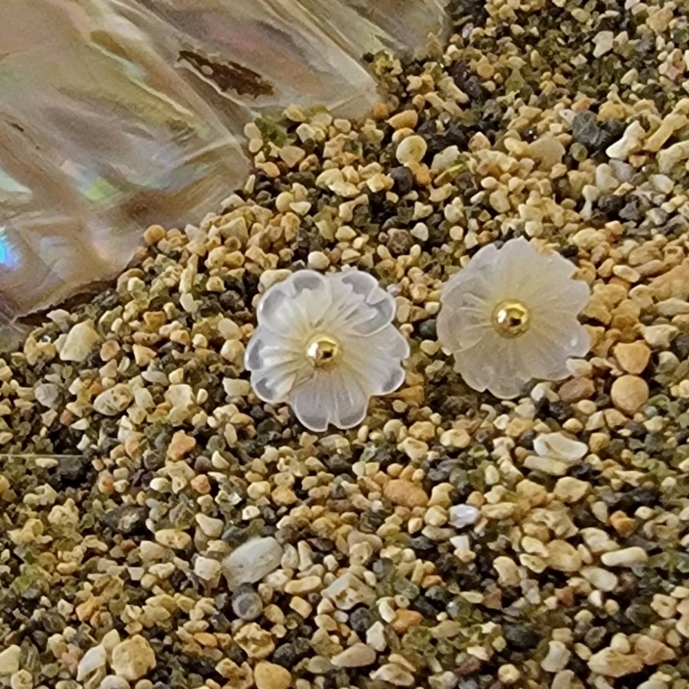 Carved White Mother of Pearl Flower with Gold Center Earrings